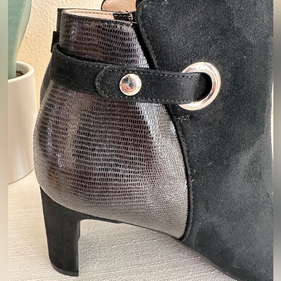 New Life Stride Gergianna Black Faux Suede Heeled Ankle Booties Women’s 8M - Picture 7 of 12